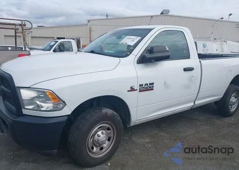 2018 Ram 2500 Tradesman 4X2 8' Box z USA, uszkodzony, nr VIN 3C6MR4AL4JG245525